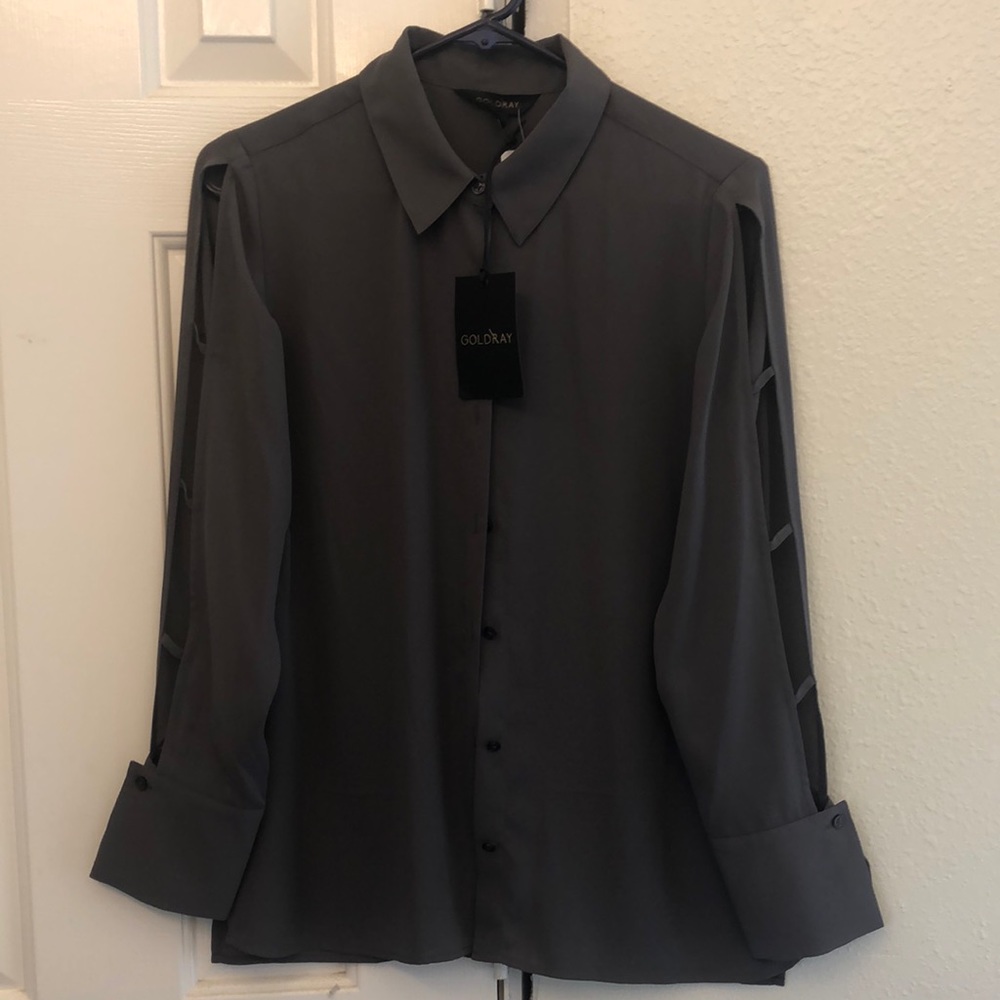 Pewter peekaboo shoulder/sleeve blouse.Goldray